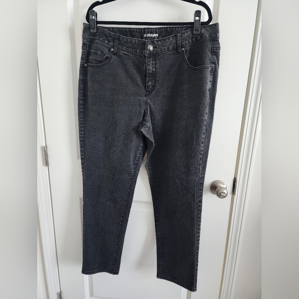 Women's Washed Black Straight Leg Jeans By Lane Bryant Size 18.